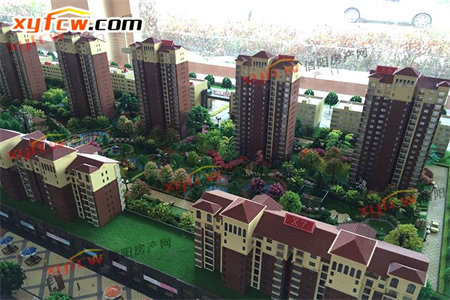 四实小附近丽景名郡3室2厅2卫80万131m2中档装修出售